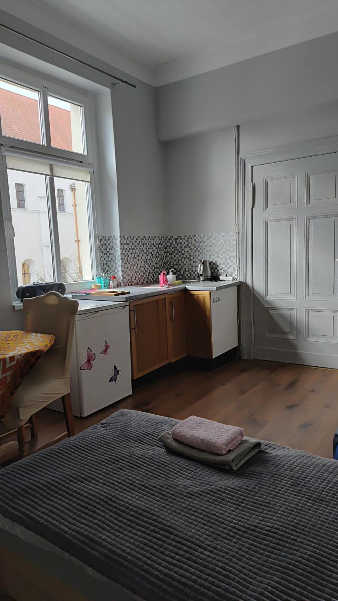 Hostel Staromiejski Grudziądz Rom bilde